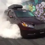 Watch Bisimoto’s Crazy 1,029-HP Honda Odyssey Minivan Burn Rubber